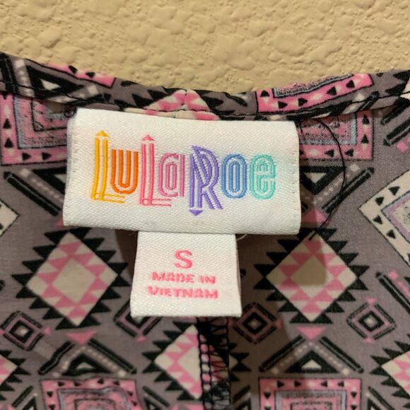 LULAROE Sz Small Women Cardigan Dolman Short Sleeves Open Front Gray Pink Print - Picture 3 of 9